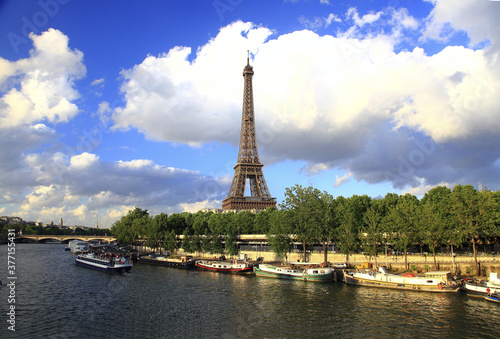 France Paris Eiffel Tower © TPG