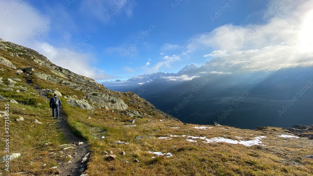 In der Schweiz bem grossen Sankt Bernhard In der Schweiz bem grossen Sankt Bernhard