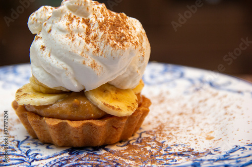 Banoffee Pie. Traditional English dessert prepared with banana and dulce de leche or caramel
