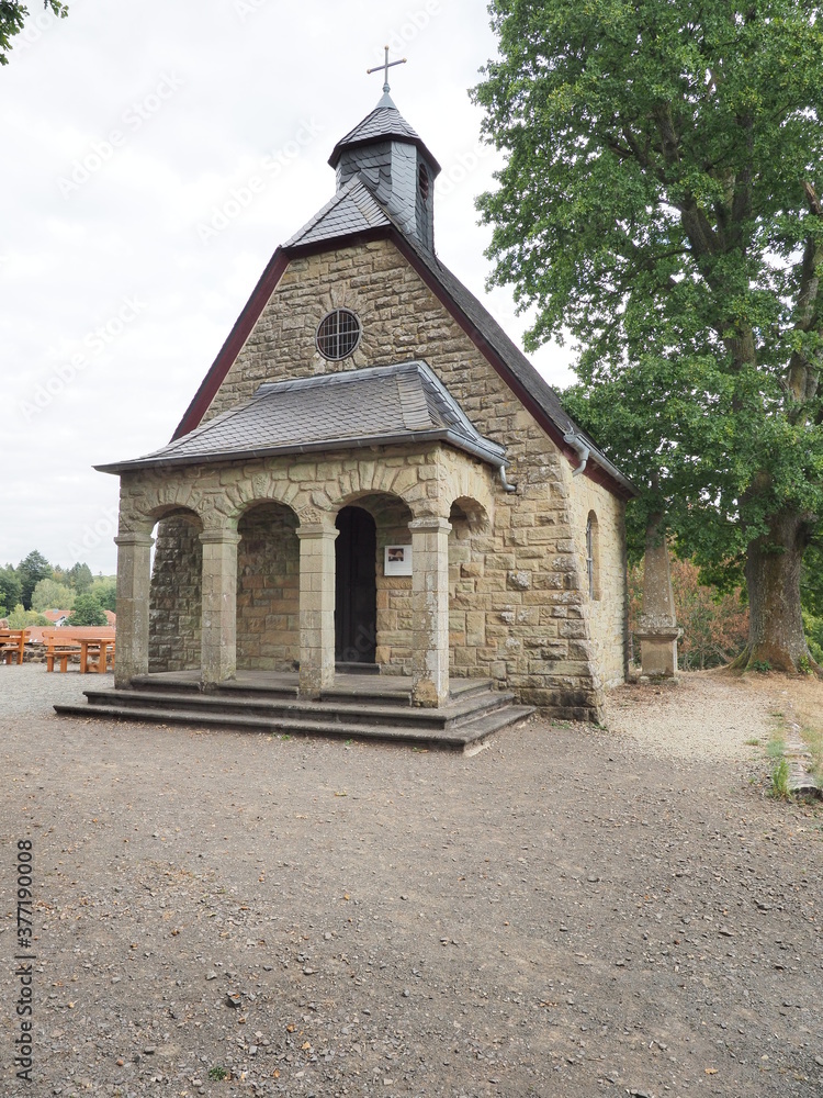 Fototapeta premium Landschaftspark und Hofgut Imsbach Lapointe im Saarland bei Theley