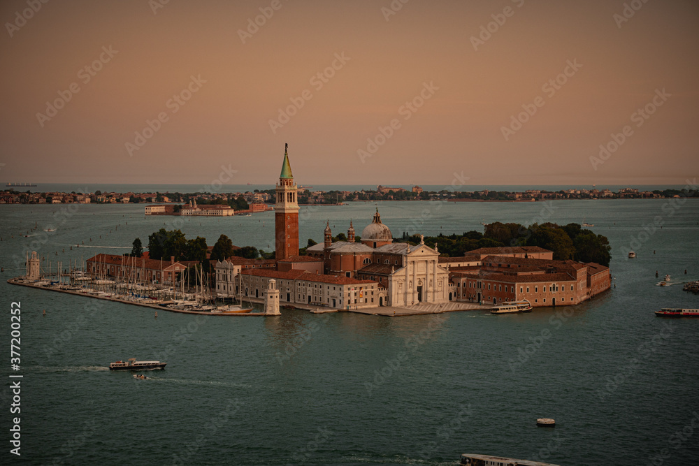 Venezian Island