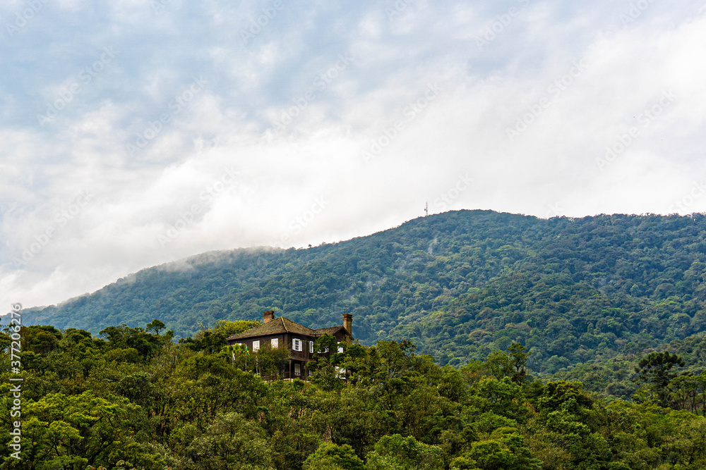 Fototapeta premium house in the mountains