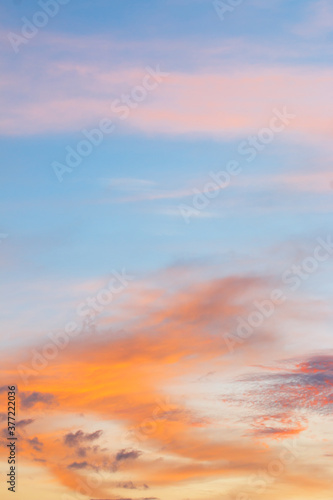 Obraz na płótnie beautiful colorful sky and cloud in twilight time background w salonie