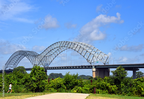 Jogging the River Bluff Walkway Memphis © Bonita