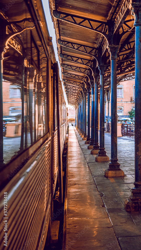 Fototapeta premium Train station
