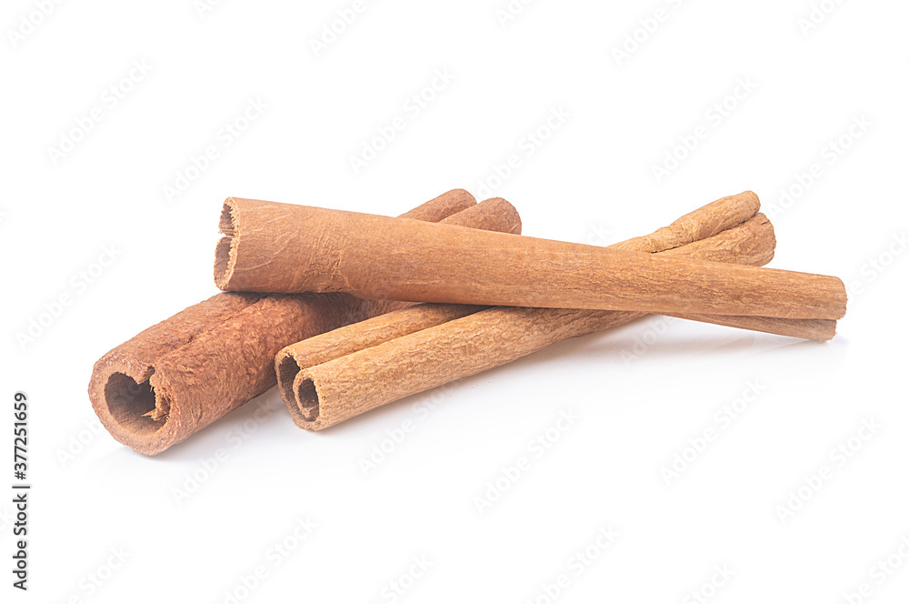 cinnamon sticks isolated on white background