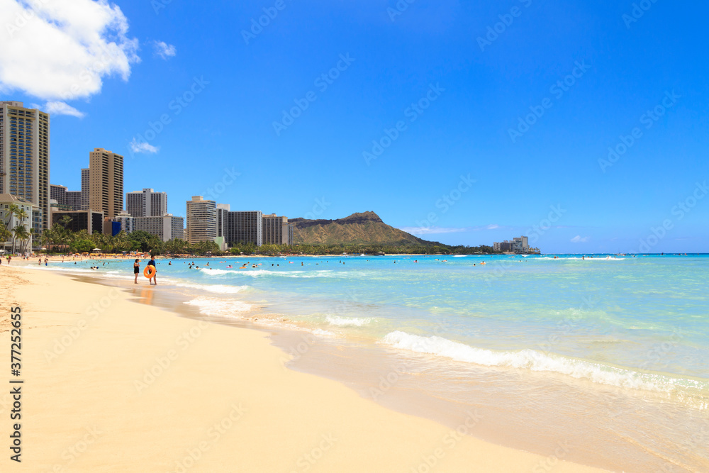 Honolulu, Hawaii, U.S.A. - Waikiki Beach and Diamond Head