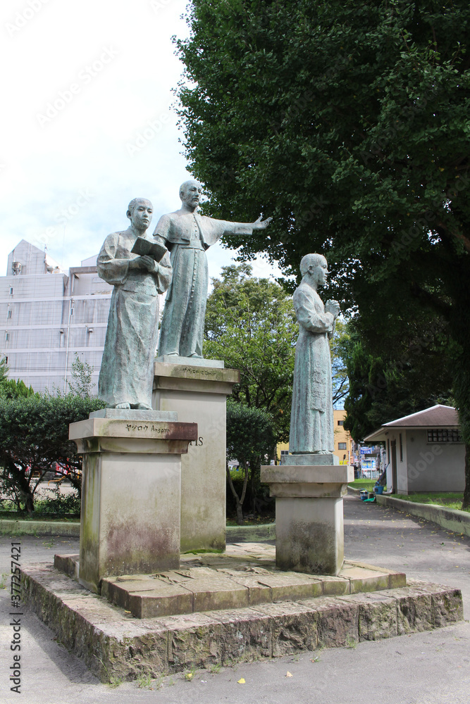 Obraz premium Statue of Francis Xavier, Yajiro or Angelo, and Bernardo of Kagoshima
