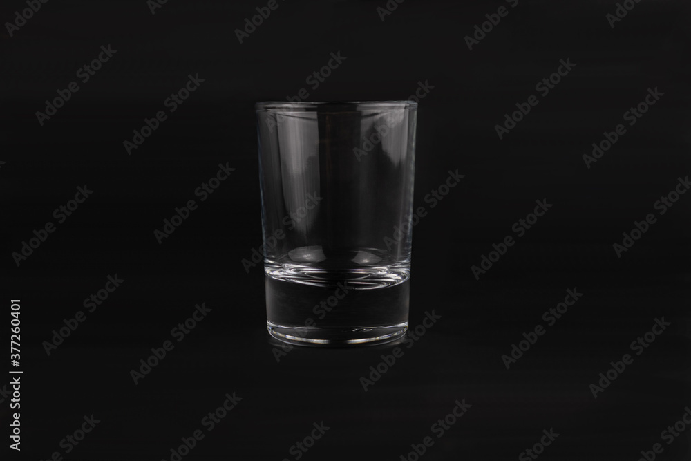 Glass glass with a thick bottom Glass glass with a thick bottom
