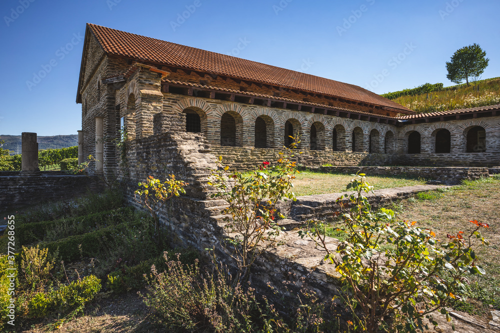 Fototapeta premium Villa Urbana in Longuich 