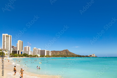 Honolulu, Hawaii, U.S.A. - Waikiki Beach and Diamond Head © vacant