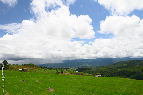 Natural scenery of green mountains and clear blue sky