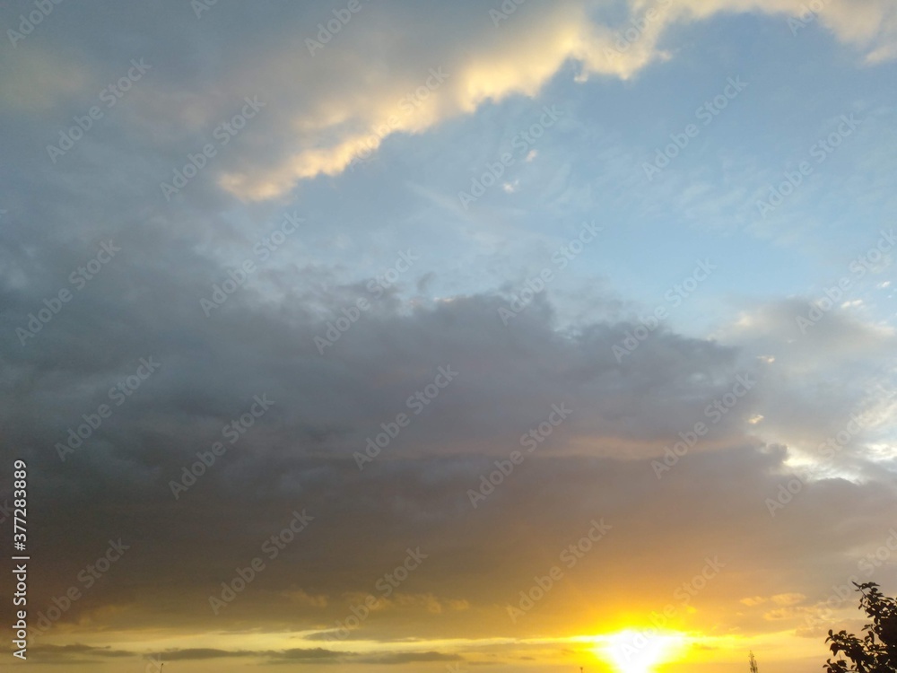 Fototapeta premium sunset in the clouds