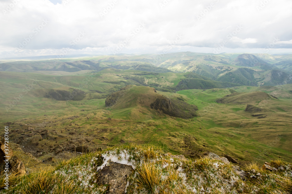 Naklejka premium Panoramic view of the Bermamyt Plateau