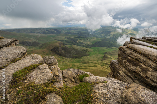 Panoramic view of the Bermamyt Plateau © gumbao