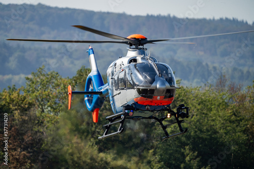 Polizeihelikopter im Einsatz