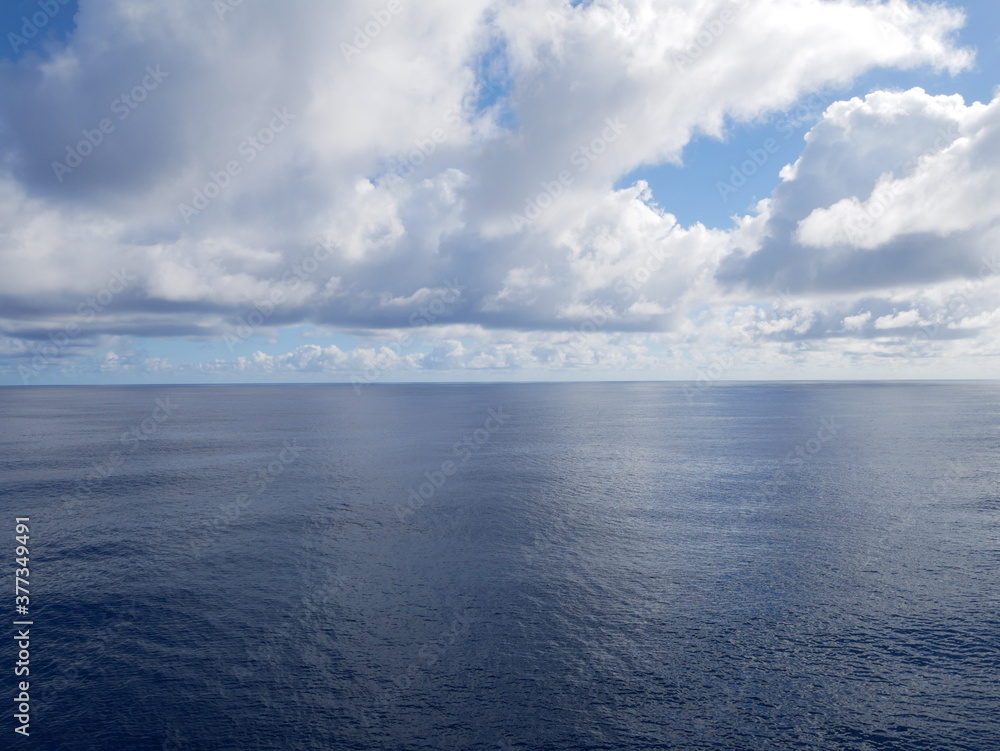 Obraz premium sky and clouds and sea