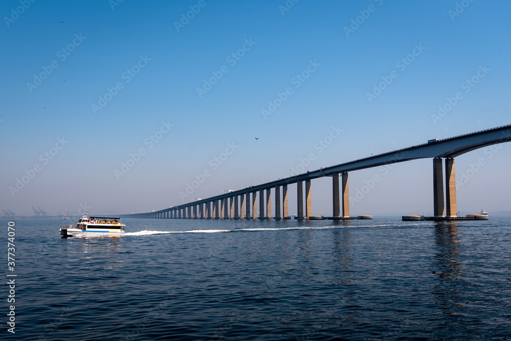 Fototapeta premium Rio - Niteroi Bridge Crossing the Guanabara Bay and Connecting Rio de Janeiro and Niteroi