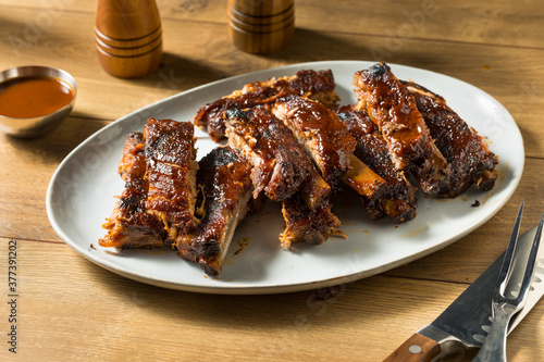 Valokuva Homemade Smoked St Louis Style Spare Ribs