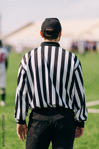 the referee photo