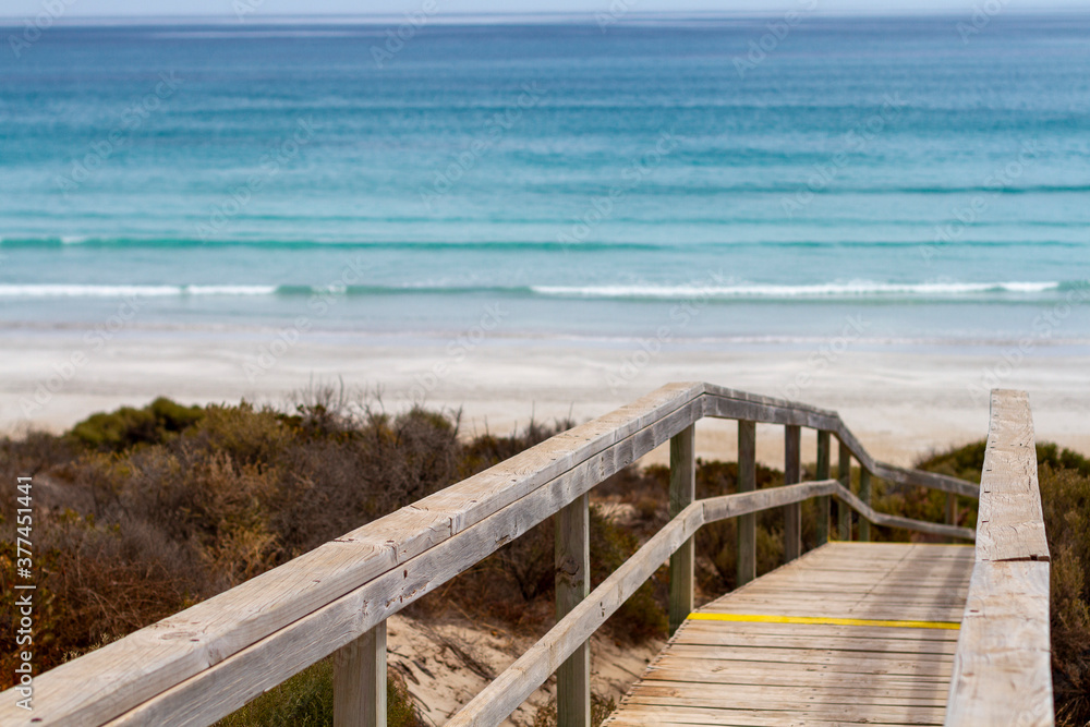 A walkway toward a beach on the Eyre Peninsular, South Australia