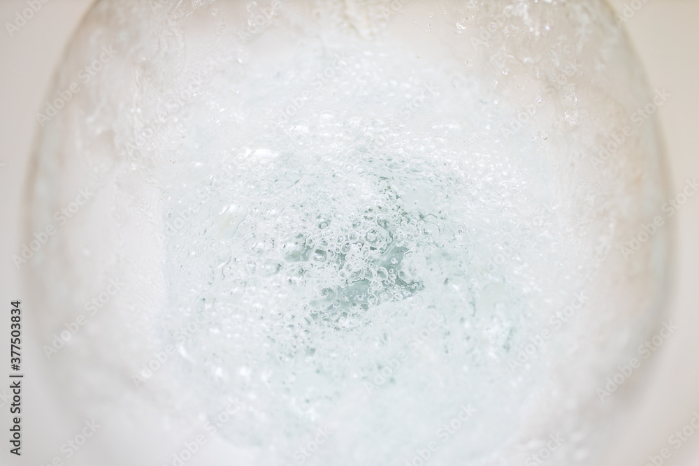 Obraz premium white bubbles splashing water jacuzzi in bathroom