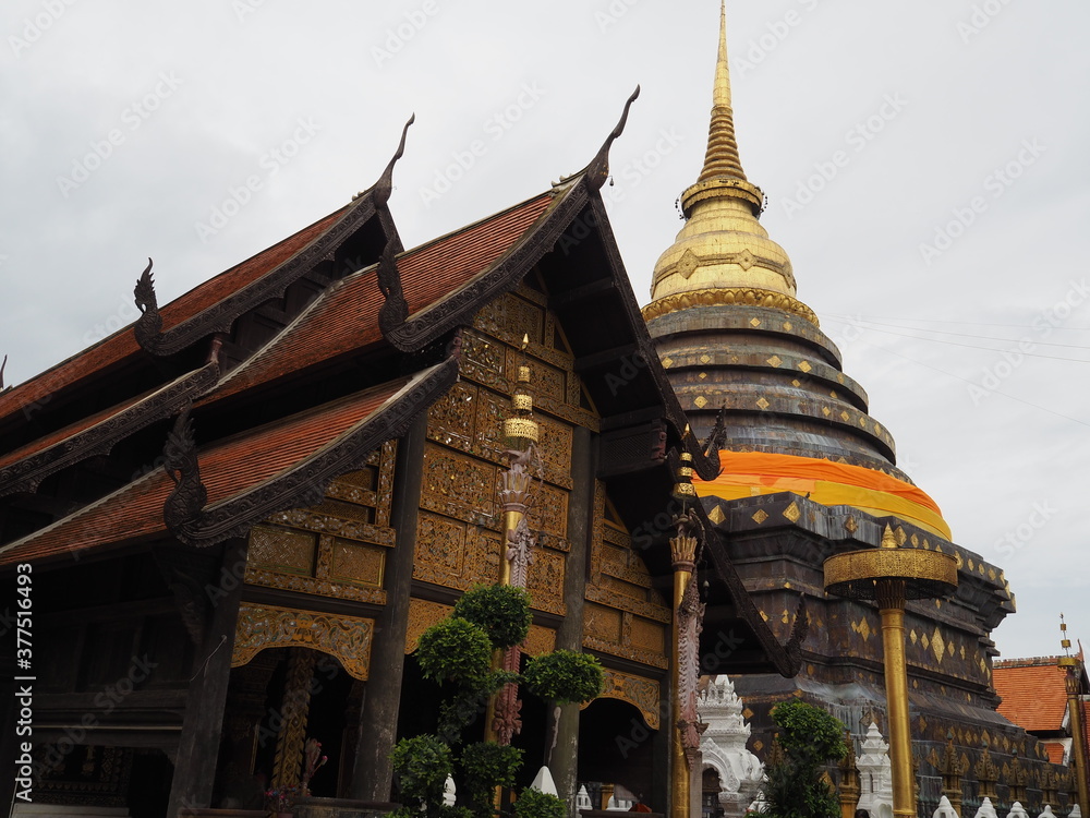 Naklejka premium Wat Phra That Lampang Luang is an important ancient site of the province