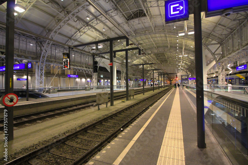 Vienna, Station, January