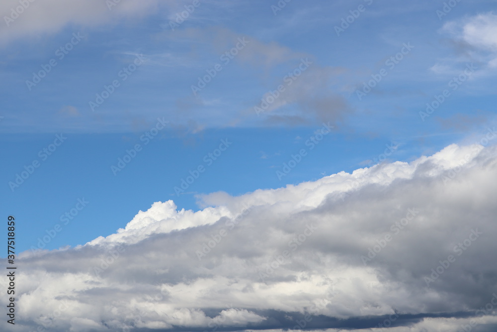 Japan's beautiful three-dimensional sky and clouds Japan's beautiful three-dimensional sky and clouds
