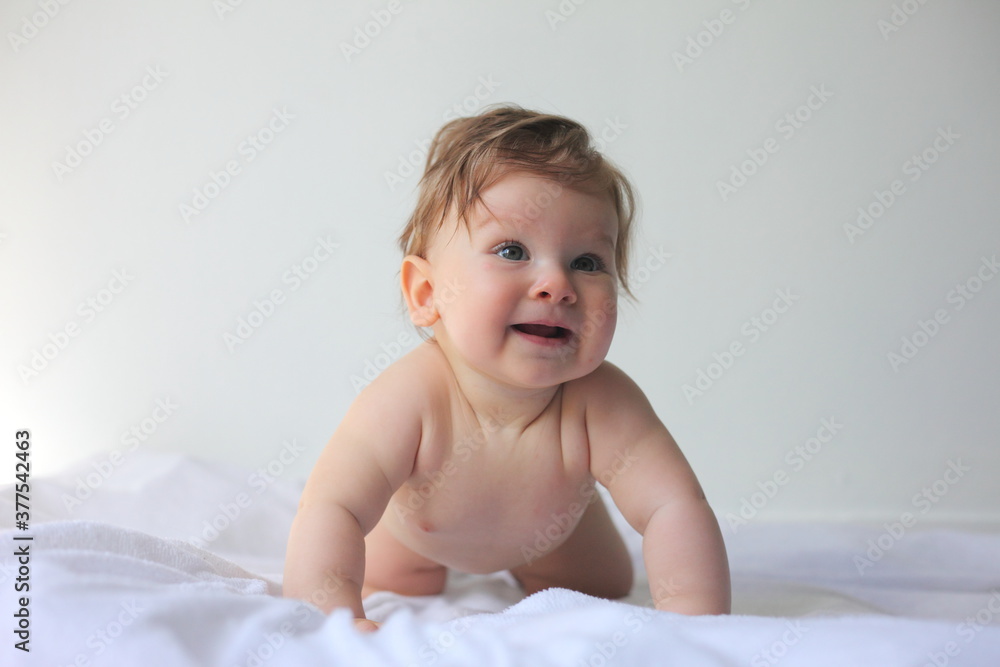 bébé content bébé content