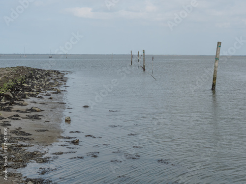 der Hafen von Dornumersiel photo