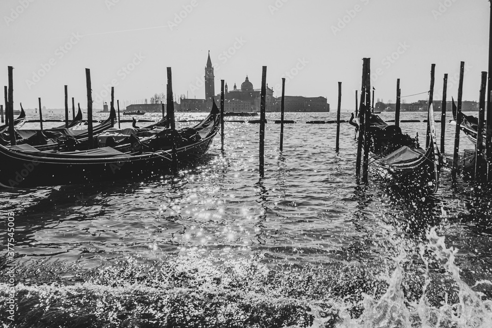 Venedig- Gondeln am Canal Grande 