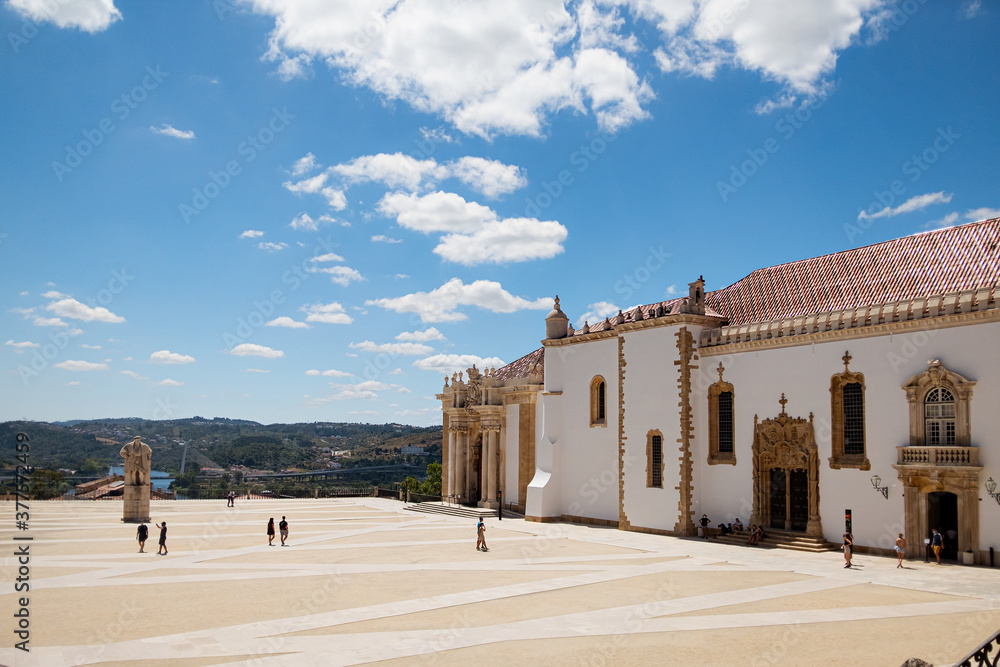 Obraz premium Coimbra old university view