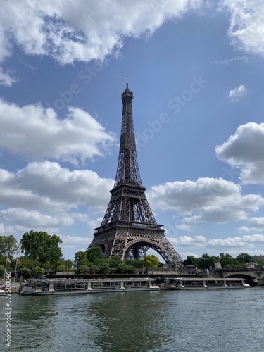 Tour Eiffel    Paris
