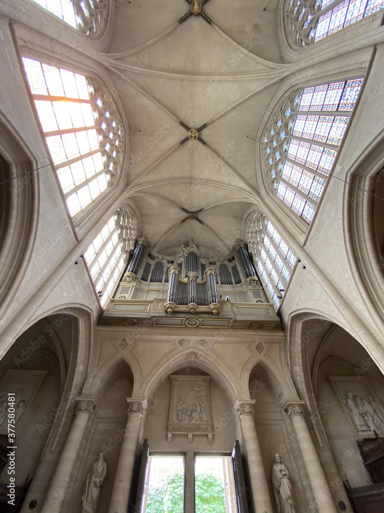 Orgue d'une église à Paris Orgue d'une église à Paris