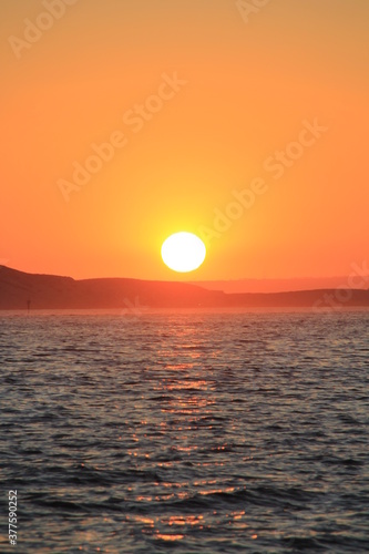 Fototapeta Naklejka Na Ścianę i Meble -   Coucher de soleil Prado Marseille