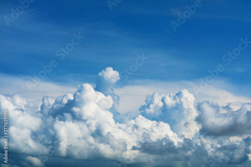 Fototapeta Naklejka Na Ścianę i Meble -  pure blue sky huge white cloud and sunlight and soft cloud on heaven