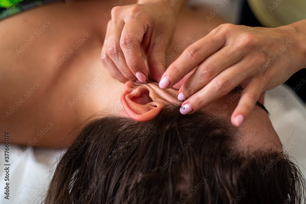 Fascial facial massage is drainage for the health and elasticity of the skin Fascial facial massage is drainage for the health and elasticity of the skin