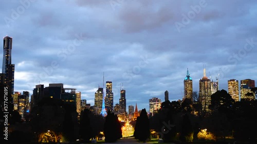 Melbourne paranoma skyline timelapse at night time 
melbourne city night time timelapse photo