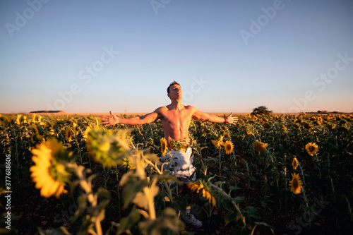 person in field © Fernando