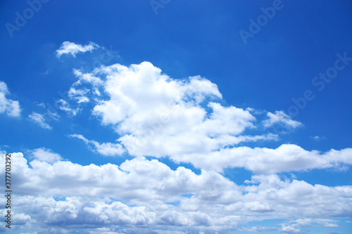 Fototapeta Naklejka Na Ścianę i Meble -  青空と雲