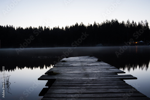 Steg Fichtelsee Nebel