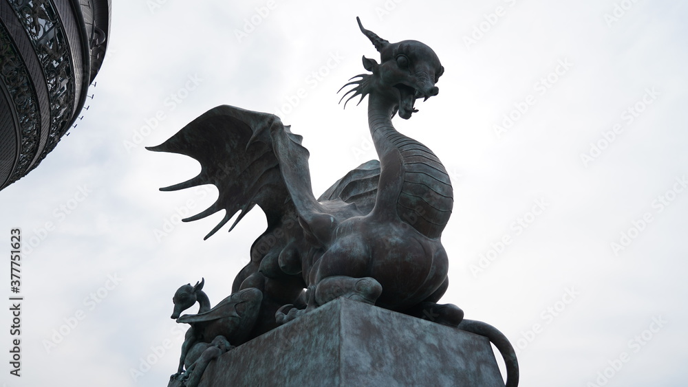 Fototapeta premium Dragon statue on white background