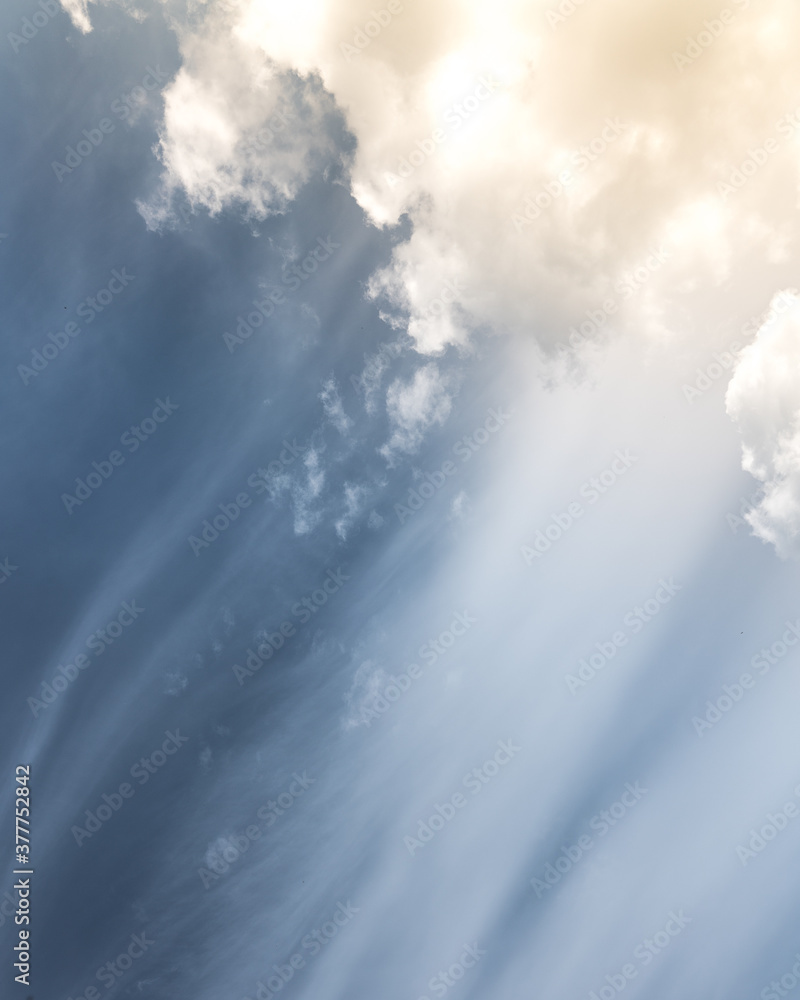 Fototapeta premium Cloud formations in blue skies above Warwickshire