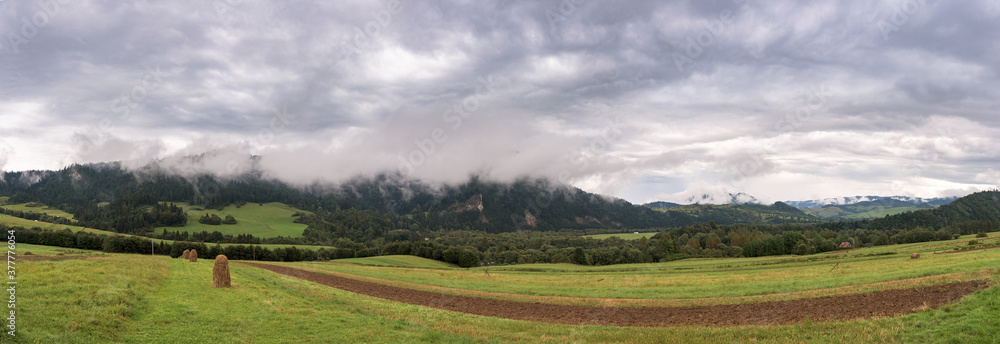 Panoramic view of Pieniny mountain range on a cloudy day