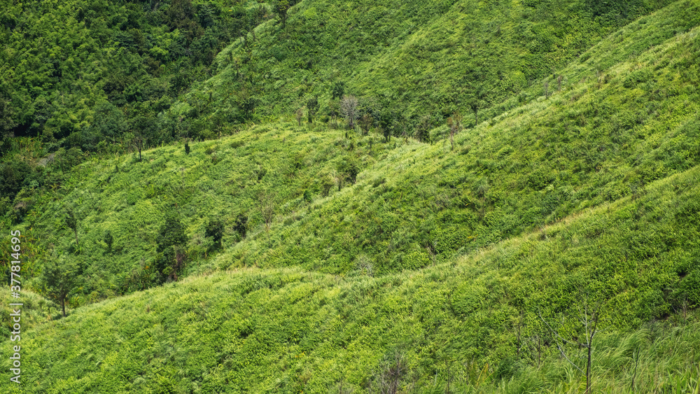 Fototapeta premium Landscape image of a beautiful mountains ranges view