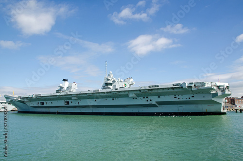 Queen Elizabeth Aircraft Carrier, side view