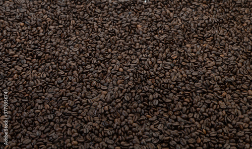 Kaffeebohnen als Hintergrund oder Textur geeignet