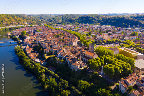Tableau sur toile Scenic top view of the city Cahors and Lot river. Southern France