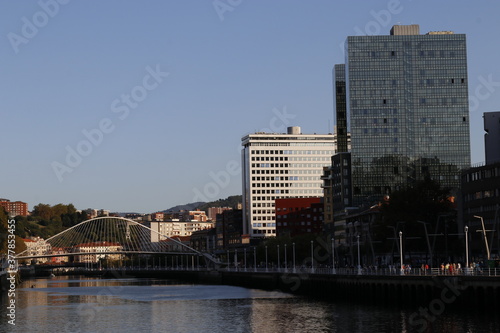 Architecture in the downtown of Bilbao © Laiotz